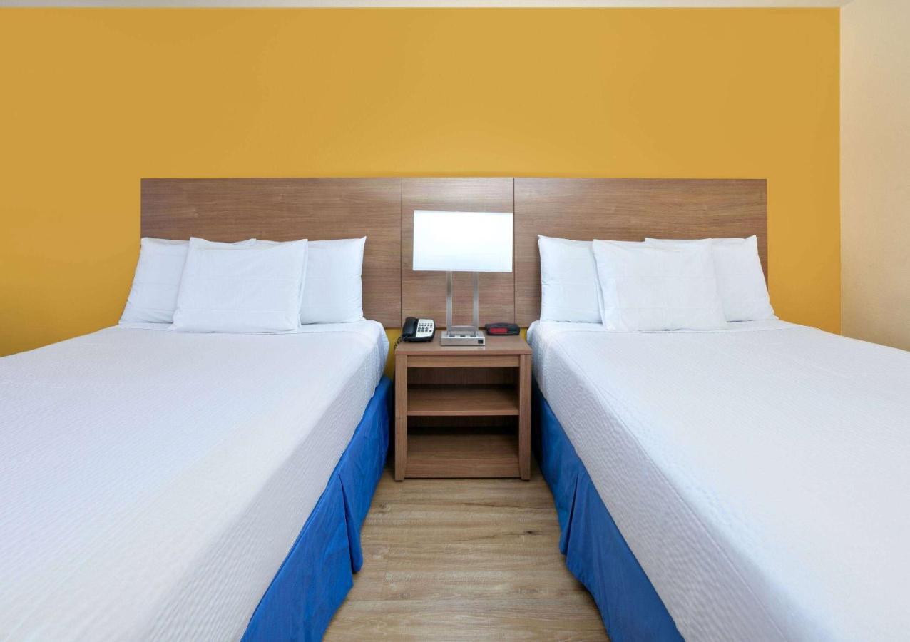Days-Inn By Wyndham Batesville Ar Экстерьер фото