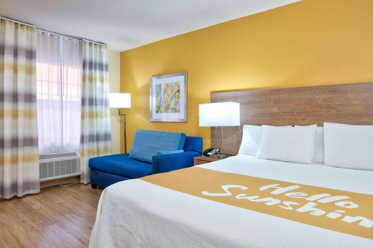 Days-Inn By Wyndham Batesville Ar Экстерьер фото