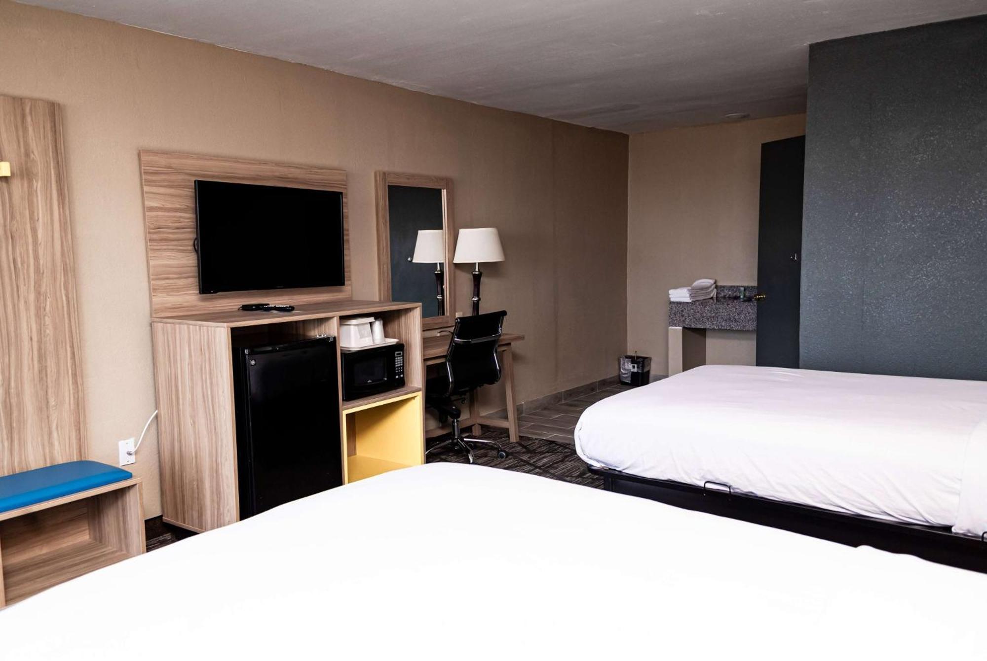 Days-Inn By Wyndham Batesville Ar Экстерьер фото